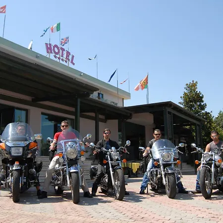 Parco Degli Ulivi 4*