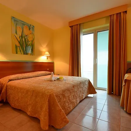 Parco Degli Ulivi 4*