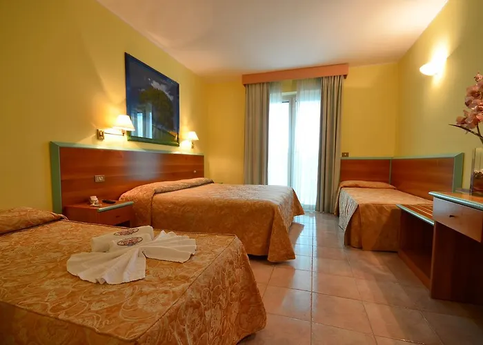 Parco Degli Ulivi 4* Scerne